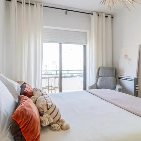 Апартаменты Ti Front Sea Balcony View