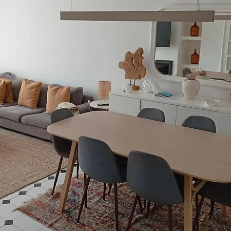 Апартаменты Ti Front Sea Balcony View