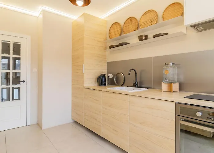 Ti House 아파트 민델루